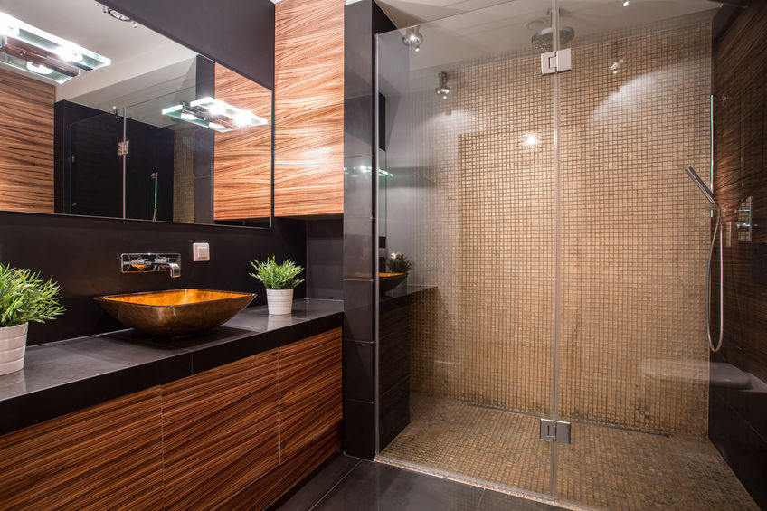 Matériaux antibactériens pour la salle de bain : le guide concret pour bien choisir en rénovation